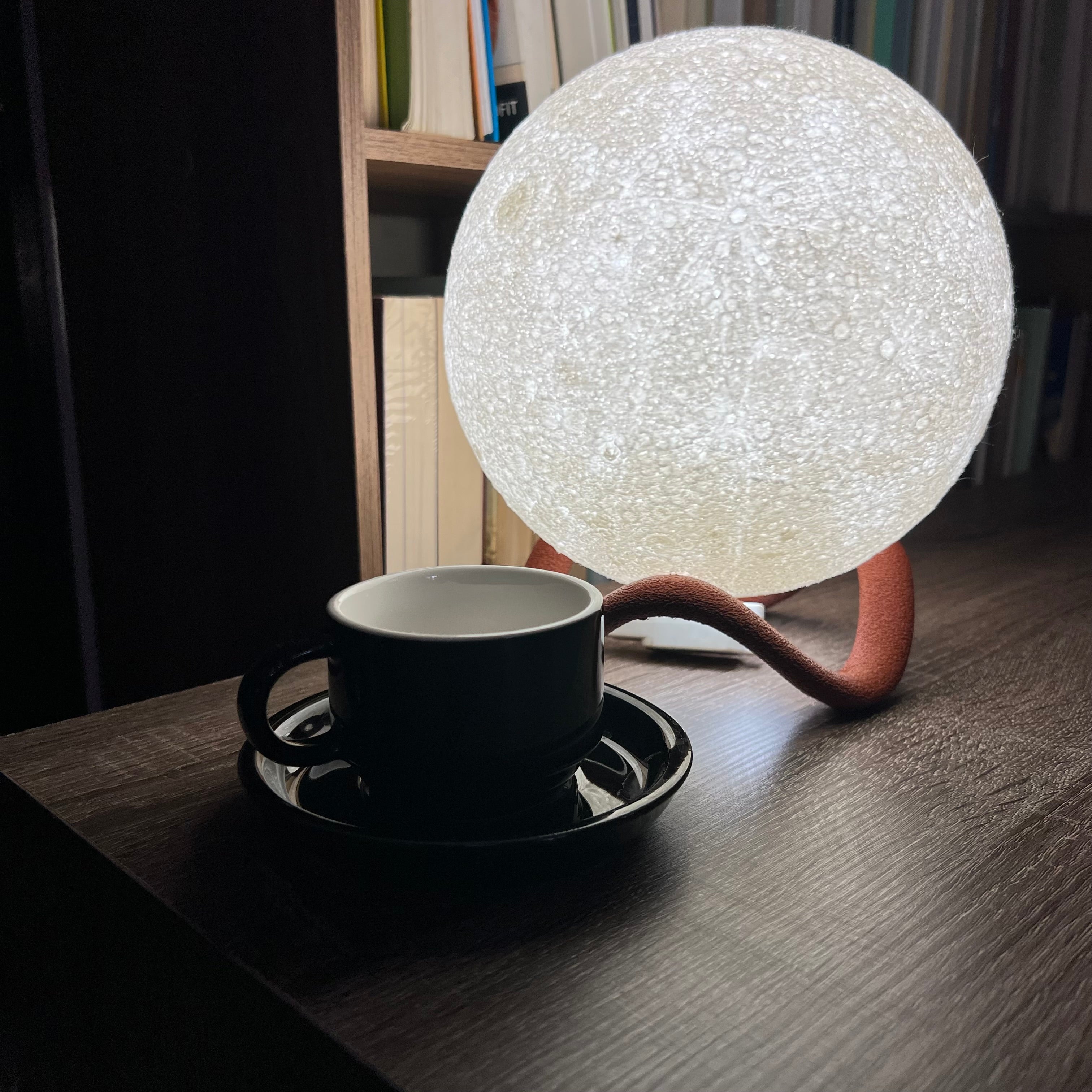 Lampara de luna llena blanca