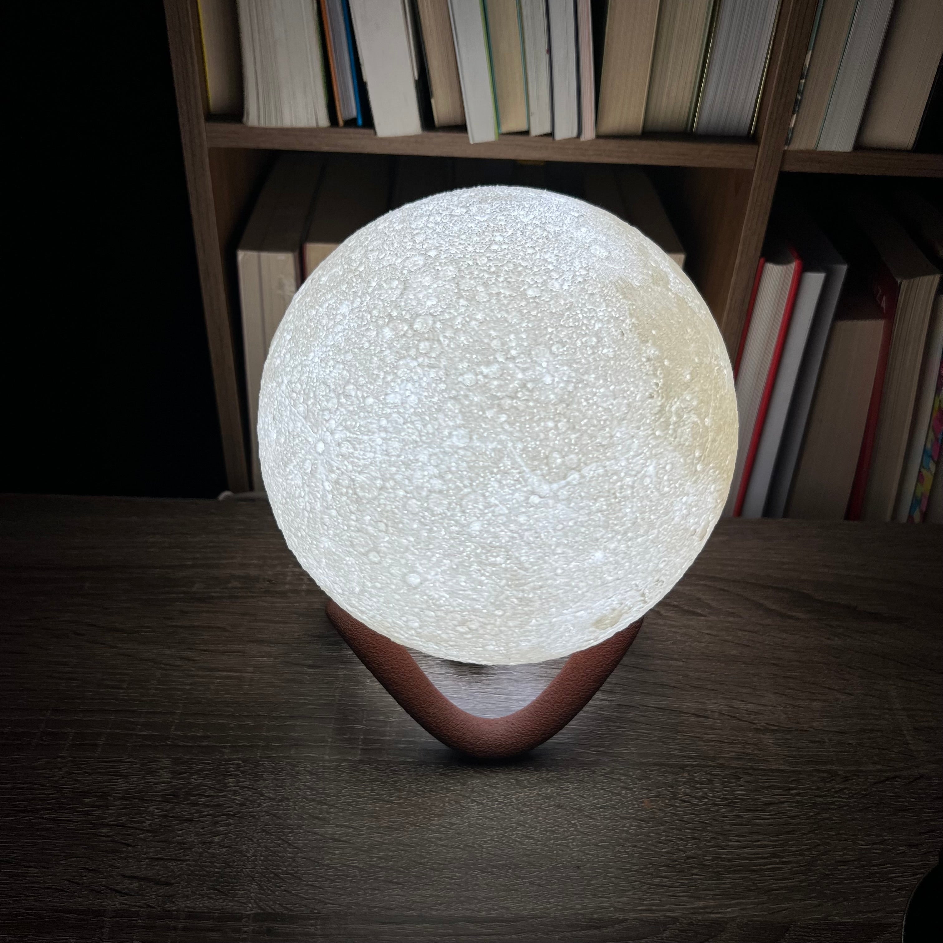 Lampara de luna llena blanca