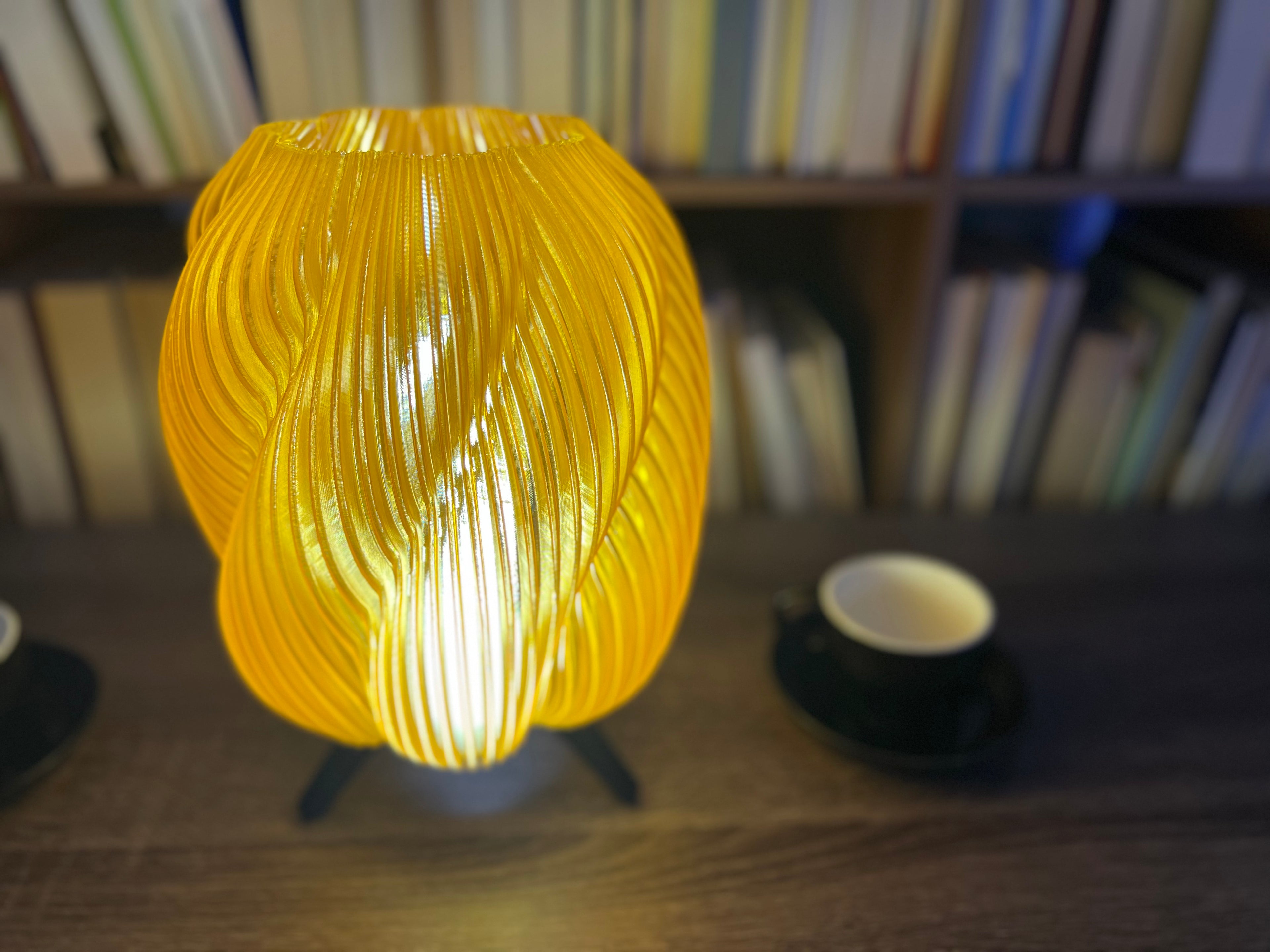 Lampara en Espiral Inflado Naranja Traslucido