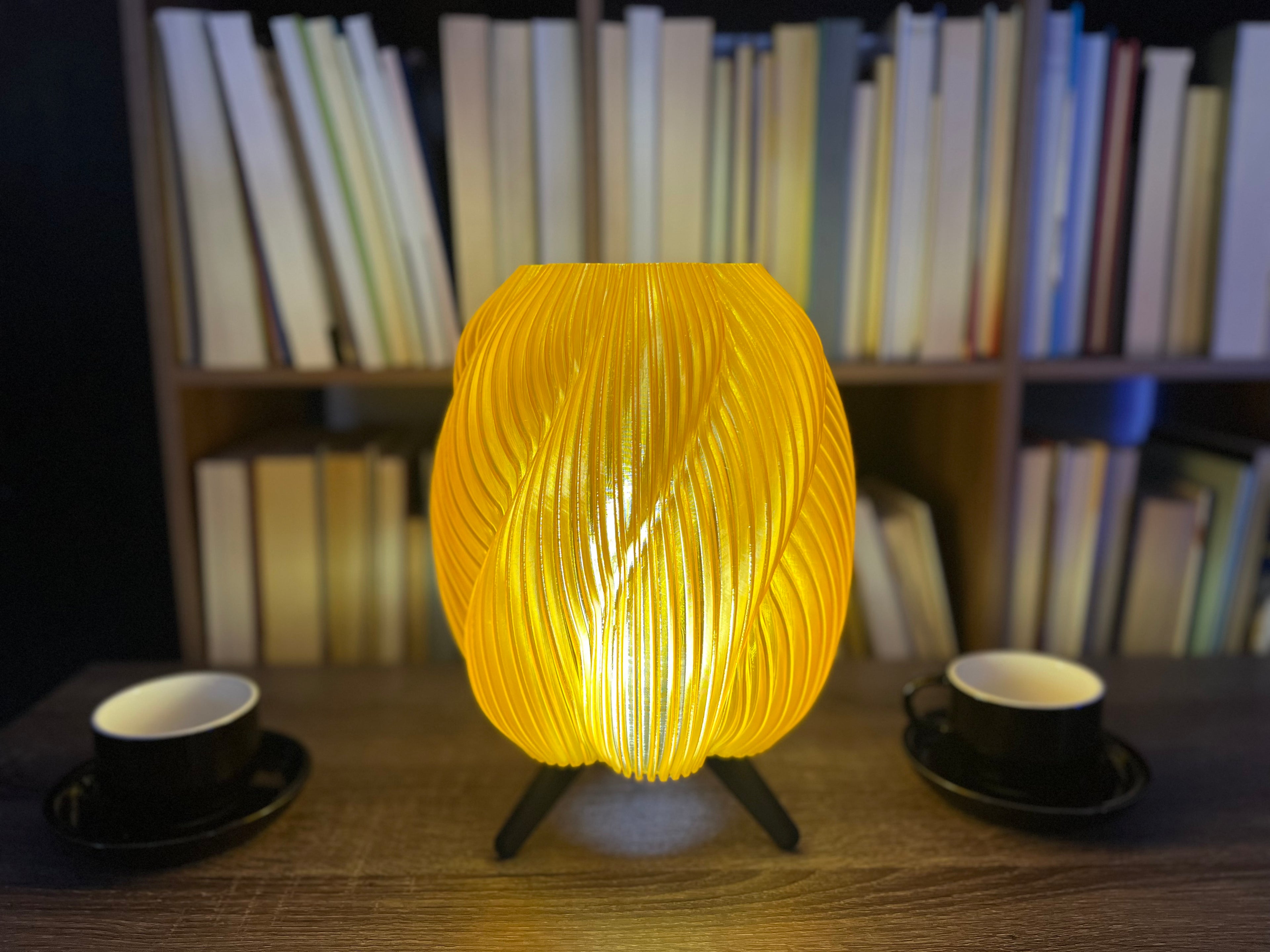 Lampara en Espiral Inflado Naranja Traslucido