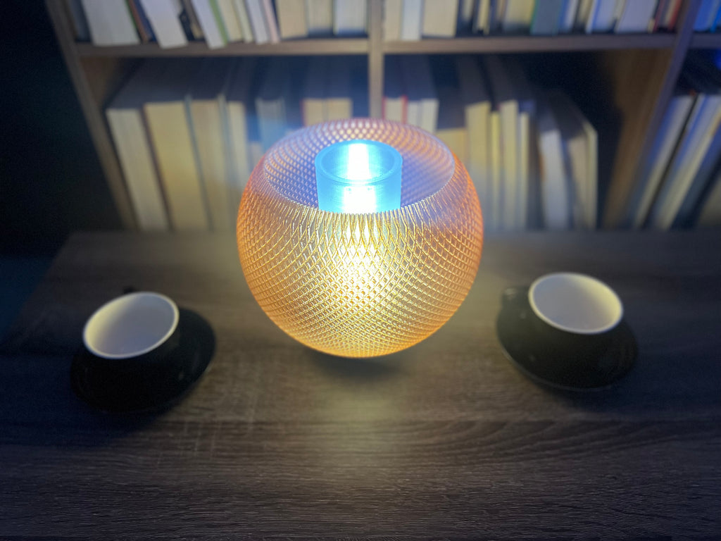 Lámpara de Mesa “Nido de Luz” · Esfera Texturizada Ámbar